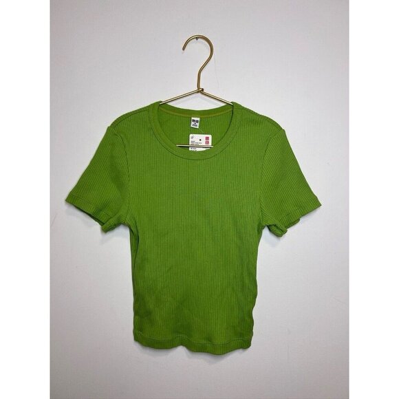 Uniqlo T-Shirt Women's Xs Green Ribbed Crew Neck Top Cropped Short Sleeve NWT - Picture 1 of 3